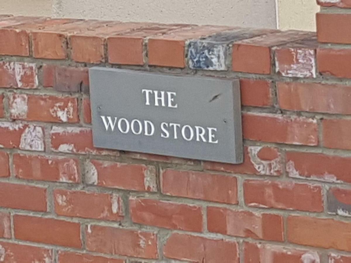 Woodstore Уелс Екстериор снимка